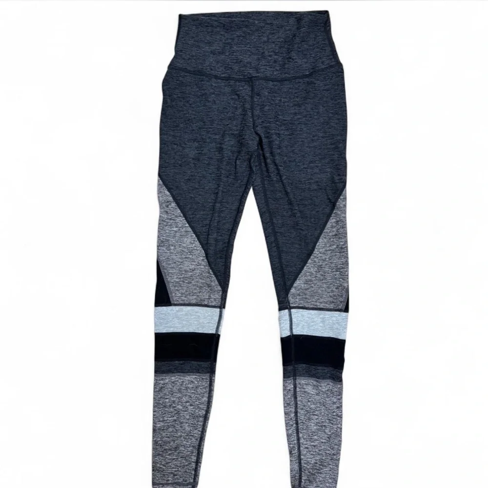 Alo Yoga Colorblock Leggings – Charcoal/Gray/Black – Size XS‎